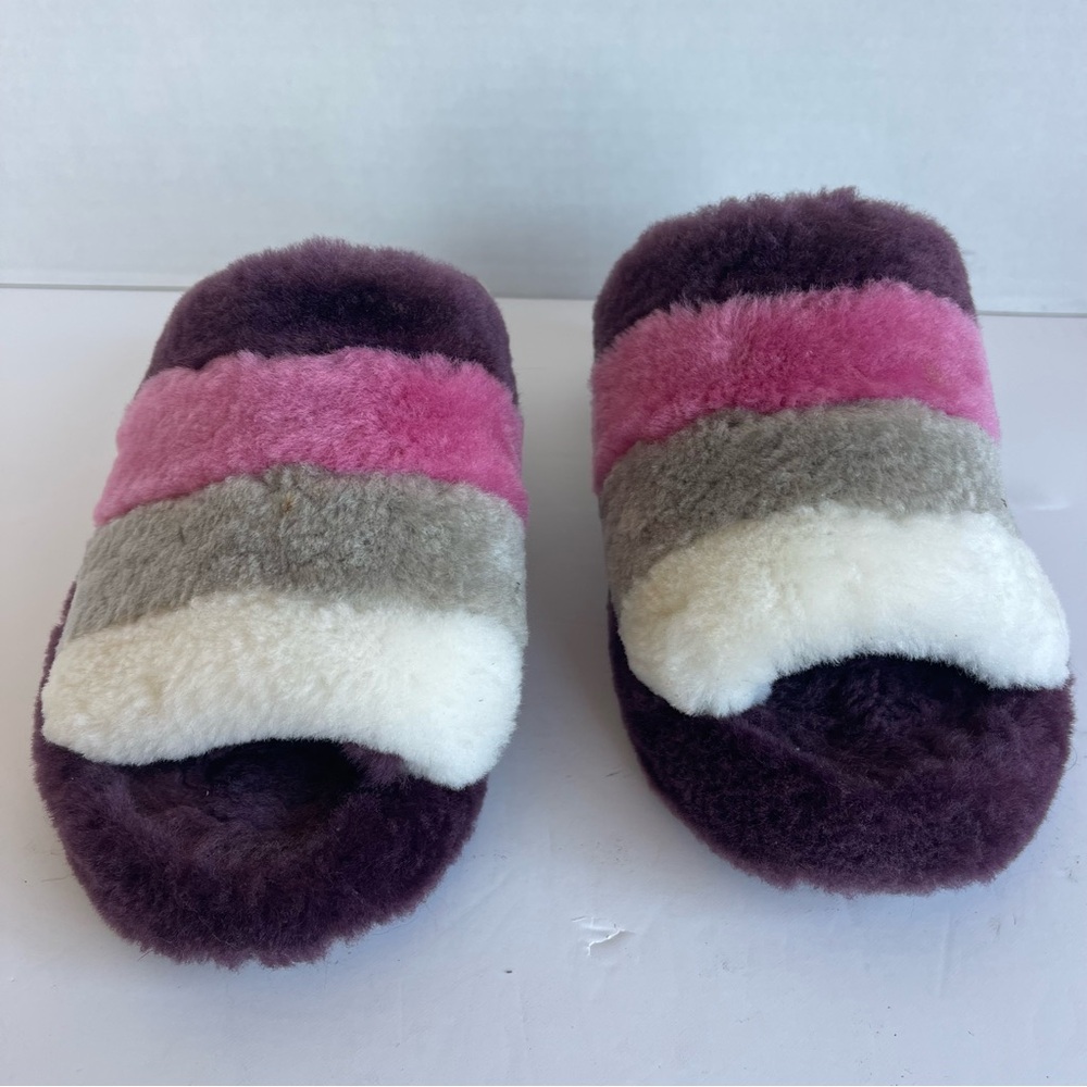 UGG women's fluff yeah slide in berrylicious multi color . Size 9 - Picture 2 of 11